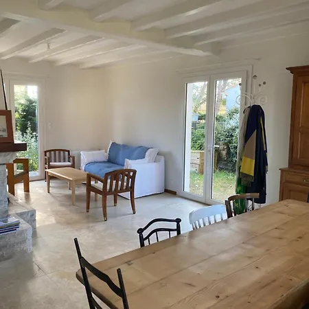 Maison Tout Confort Proche Mer Et Commodites 度假居 *